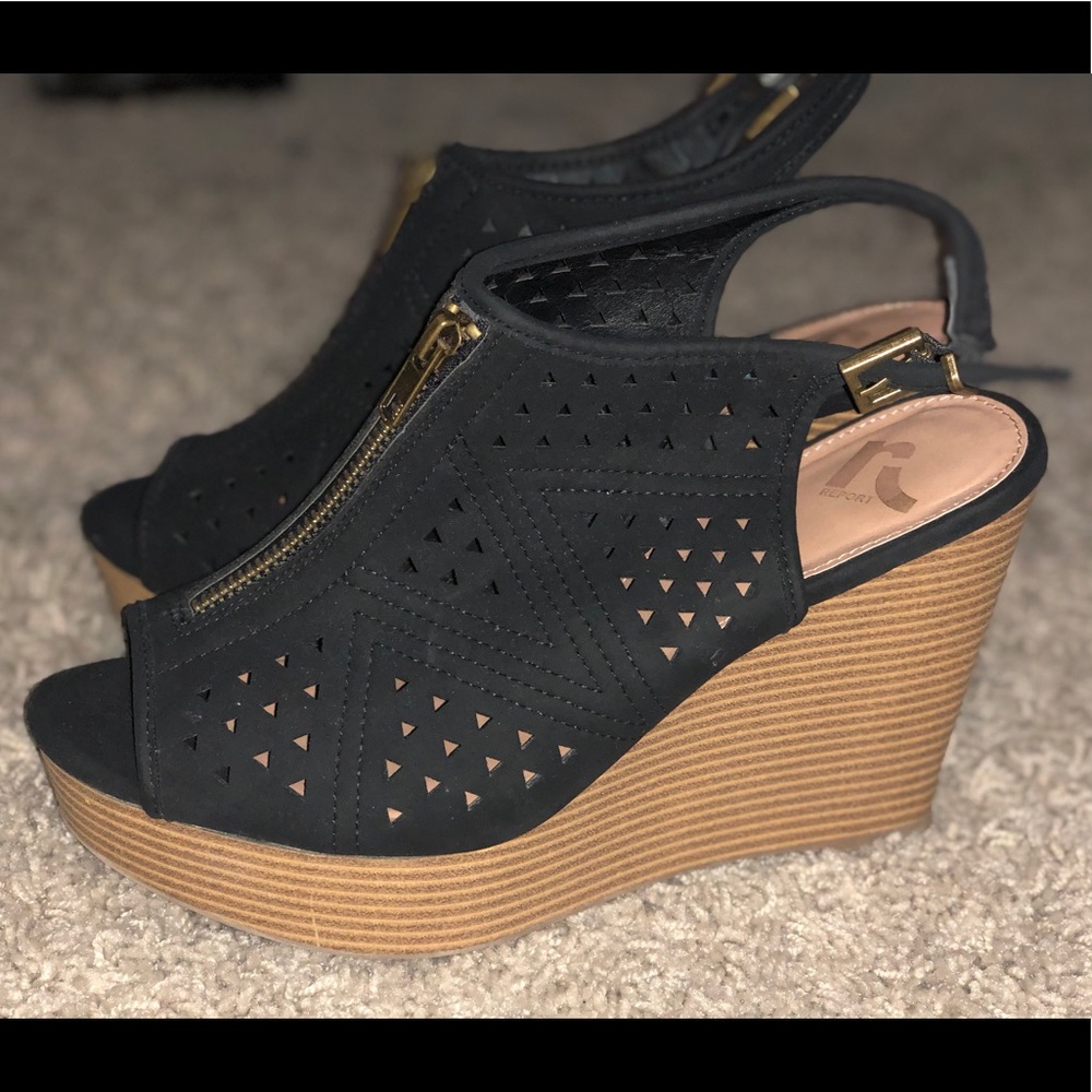 Black Wedges